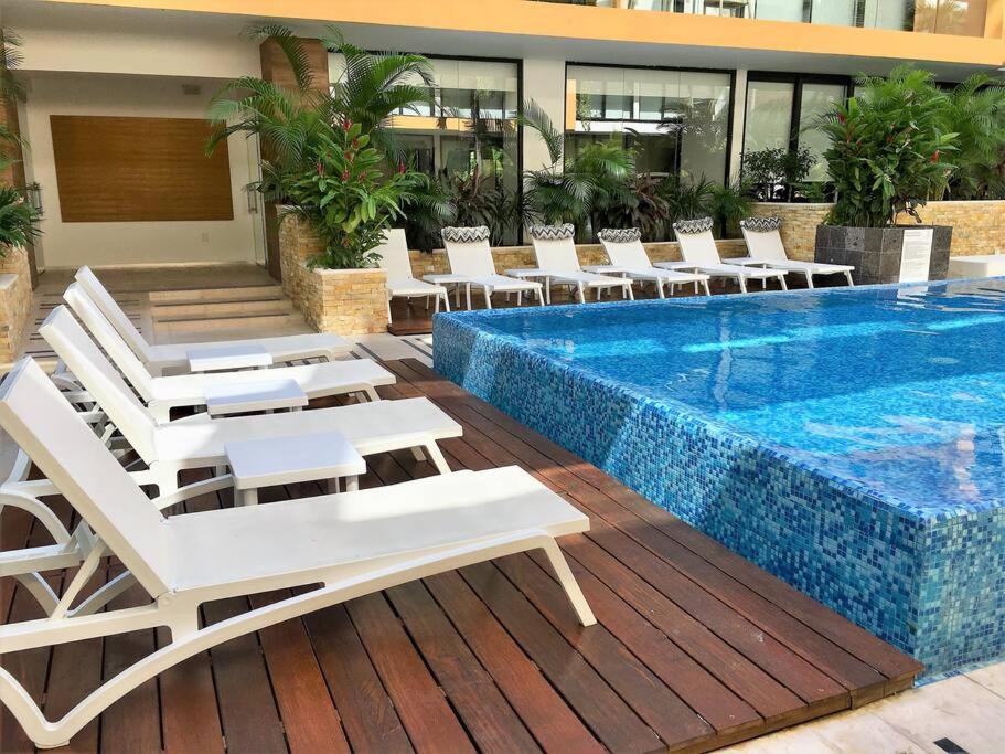 Your Exclusive Studio In The City - Top Amenities & Services For Free!! Playa del Carmen Buitenkant foto